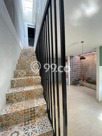 Rumah Modern 5 KT di Cimahi Bandung Unfurnished Rumah Modern 5 KT di Cimahi Bandung Unfurnished