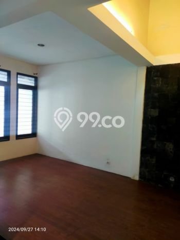 Siap Huni Rumah Mewah 4 Kamar di Batununggal Dekat ke Mana Pun Siap Huni Rumah Mewah 4 Kamar di Batununggal Dekat ke Mana Pun