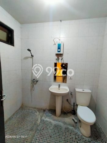 Siap Huni Rumah Mewah 4 Kamar di Batununggal Dekat ke Mana Pun Siap Huni Rumah Mewah 4 Kamar di Batununggal Dekat ke Mana Pun
