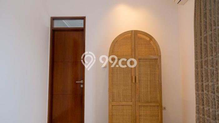 Siap Huni Hunian Elit 8 Kamar di Bojongsoang Dekat ke Mana Saja Siap Huni Hunian Elit 8 Kamar di Bojongsoang Dekat ke Mana Saja