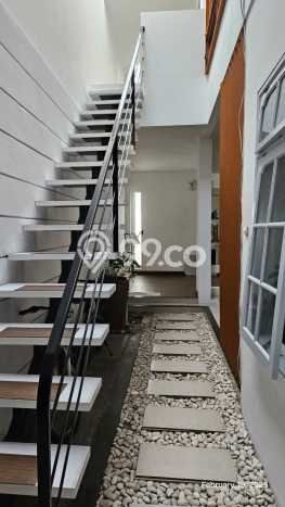 Hunian Cantik Modern Lb 320m2 di Margahayu, Bandung Hunian Cantik Modern Lb 320m2 di Margahayu, Bandung