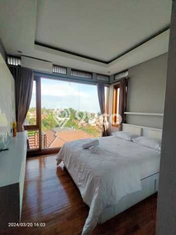 Ready to Use! Premium House LT 508m2 Desain Modern di Dago Pakar Ready to Use! Premium House LT 508m2 Desain Modern di Dago Pakar