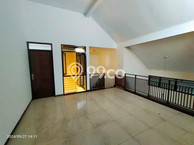 Siap Huni Rumah Mewah 4 Kamar di Batununggal Dekat ke Mana Pun Siap Huni Rumah Mewah 4 Kamar di Batununggal Dekat ke Mana Pun
