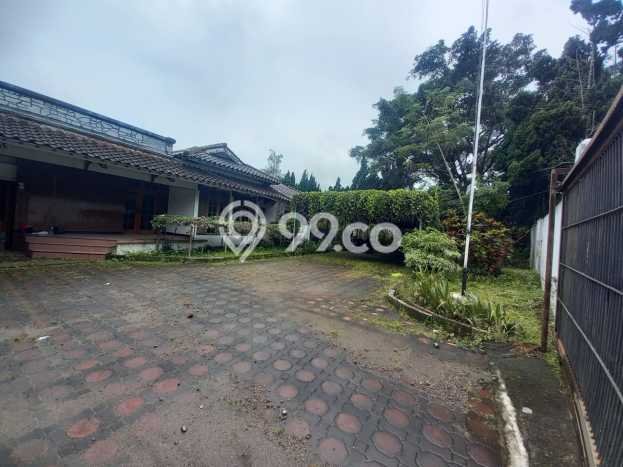 Rumah Luxury Modern Tanpa Renovasi di Setiabudi Bandung Rumah Luxury Modern Tanpa Renovasi di Setiabudi Bandung