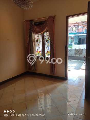 DIJUAL CEPAT! Rumah Ready Stock Area Strategis Antapani, Luas 135m² Bangunan 130m² DIJUAL CEPAT! Rumah Ready Stock Area Strategis Antapani, Luas 135m² Bangunan 130m²
