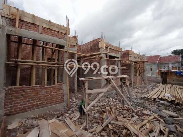 Rumah 2 KT 1 KM di Area Arcamanik, Bandung Rumah 2 KT 1 KM di Area Arcamanik, Bandung