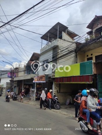 LOKASI STRATEGIS! Ruko di Cibeunying Kidul, Luas 60m², Kawasan Komersial LOKASI STRATEGIS! Ruko di Cibeunying Kidul, Luas 60m², Kawasan Komersial