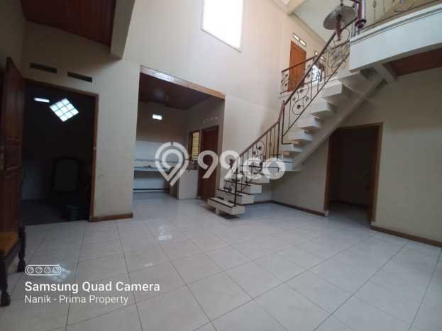 HOT DEAL! Rumah Berkualitas area Cimahi Tengah, Cimahi, Luas 182m² Bangunan 165m² HOT DEAL! Rumah Berkualitas area Cimahi Tengah, Cimahi, Luas 182m² Bangunan 165m²
