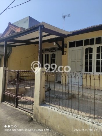 Dijual Rumah Strategis Dekat Griya, Komplek Perumnas Antapani Kota Bandung Dijual Rumah Strategis Dekat Griya, Komplek Perumnas Antapani Kota Bandung