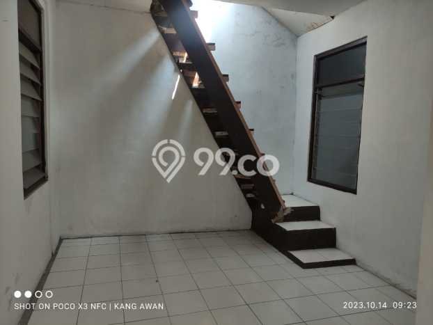 Dijual Rumah Strategis Dekat Griya, Komplek Perumnas Antapani Kota Bandung Dijual Rumah Strategis Dekat Griya, Komplek Perumnas Antapani Kota Bandung