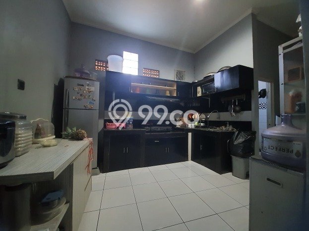 Rumah Modern Minimalis 5 Kamar Bisa Langsung Pindah di Parongpong Rumah Modern Minimalis 5 Kamar Bisa Langsung Pindah di Parongpong