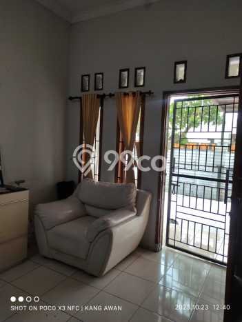 Rumah Bagus di Arcamanik, Bandung, LT 160m² LB 140m² DIJUAL CEPAT! Rumah Bagus di Arcamanik, Bandung, LT 160m² LB 140m² DIJUAL CEPAT!