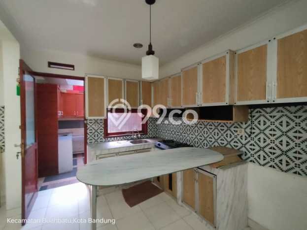 Rumah Berkualitas Buah Batu, Bandung, Luas 206m² Bangunan 200m² Rumah Berkualitas Buah Batu, Bandung, Luas 206m² Bangunan 200m²