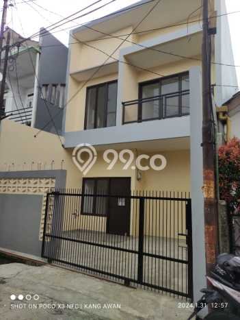 GOOD DEAL! Rumah Premium di Cibaduyut, Luas 60m² Bangunan 80m² GOOD DEAL! Rumah Premium di Cibaduyut, Luas 60m² Bangunan 80m²