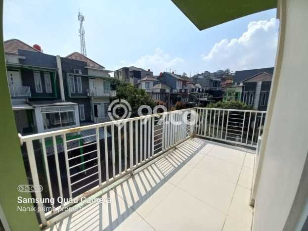 Rumah 3 Kamar Akses Tol di Cibeunying, Bandung Rumah 3 Kamar Akses Tol di Cibeunying, Bandung