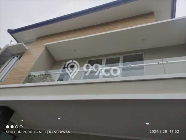 Rumah lokasi Cigadung, Bandung, LT 143m² Bangunan 200m² Rumah lokasi Cigadung, Bandung, LT 143m² Bangunan 200m²