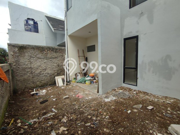 Kesempatan Investasi Rumah Terawat di Kawasan Arcamanik, Bandung Kesempatan Investasi Rumah Terawat di Kawasan Arcamanik, Bandung