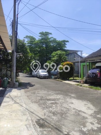 Rumah Modern area Gede Bage, Bandung, LT 140m² LB 125m² Rumah Modern area Gede Bage, Bandung, LT 140m² LB 125m²