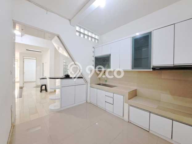 Rumah Strategis Modern Lb 110m2 di Antapani, Bandung Rumah Strategis Modern Lb 110m2 di Antapani, Bandung