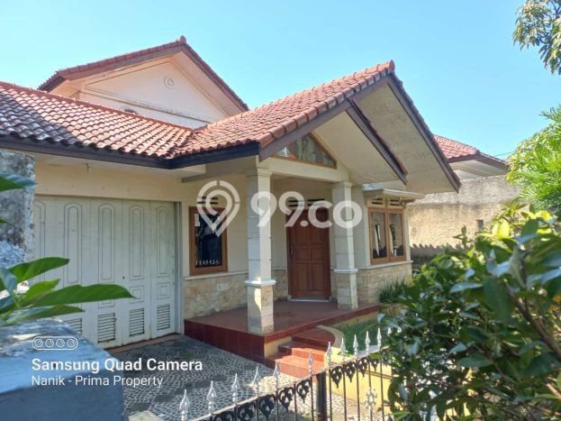 HOT DEAL! Rumah Berkualitas area Cimahi Tengah, Cimahi, Luas 182m² Bangunan 165m² HOT DEAL! Rumah Berkualitas area Cimahi Tengah, Cimahi, Luas 182m² Bangunan 165m²