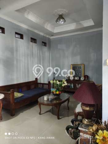 Rumah Lingkungan Asri di Cimahi Selatan, Cimahi, LT 126m² LB 224m² Rumah Lingkungan Asri di Cimahi Selatan, Cimahi, LT 126m² LB 224m²
