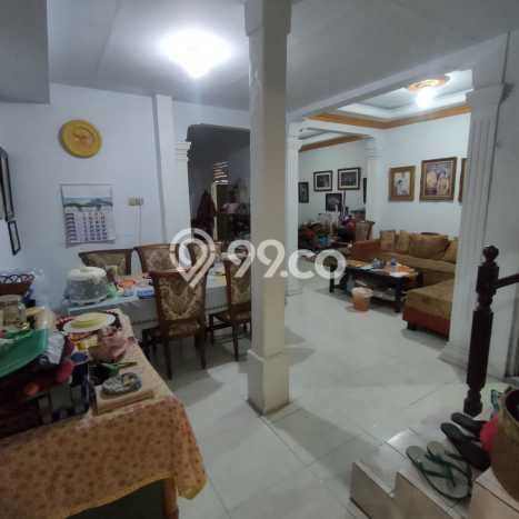 Rumah Berkualitas area Klender, Jakarta Timur, Luas 245m² Bangunan 400m² - BISA KPR! Rumah Berkualitas area Klender, Jakarta Timur, Luas 245m² Bangunan 400m² - BISA KPR!