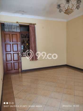 DIJUAL CEPAT! Rumah Ready Stock Area Strategis Antapani, Luas 135m² Bangunan 130m² DIJUAL CEPAT! Rumah Ready Stock Area Strategis Antapani, Luas 135m² Bangunan 130m²