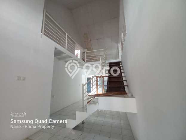 Rumah Modern Minimalis 5 KT Bisa Langsung Pindah di Cimahi Tengah Rumah Modern Minimalis 5 KT Bisa Langsung Pindah di Cimahi Tengah