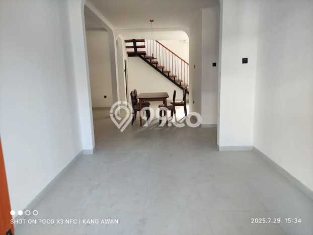 Rumah Berkualitas di Arcamanik, Bandung, Luas 133m² LB 155m² - BISA KPR! Rumah Berkualitas di Arcamanik, Bandung, Luas 133m² LB 155m² - BISA KPR!