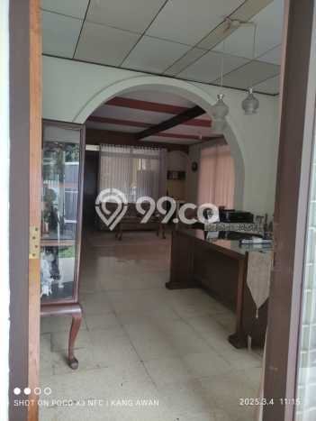 Rumah Nyaman dengan 5 Kamar Tidur dan 3 Kamar Mandi di Area Sukajadi, Bandung Rumah Nyaman dengan 5 Kamar Tidur dan 3 Kamar Mandi di Area Sukajadi, Bandung