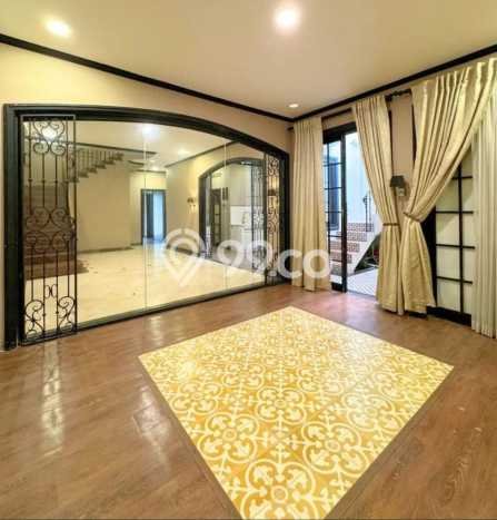Dijual Rumah Elit Exclusive di Cinere, Depok Dijual Rumah Elit Exclusive di Cinere, Depok