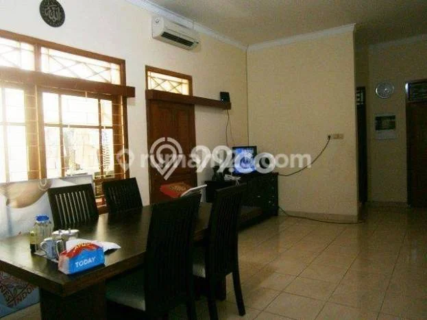 Rumah Cantik Siap Huni Di Cinere Luas 250m2 Lokasi Strategis Rumah Cantik Siap Huni Di Cinere Luas 250m2 Lokasi Strategis