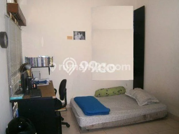 Rumah Cantik Siap Huni Di Cinere Luas 250m2 Lokasi Strategis Rumah Cantik Siap Huni Di Cinere Luas 250m2 Lokasi Strategis