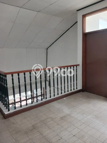 Sewa cepat rumah minimalis strategis 4 Kamar di Cinere, Depok Sewa cepat rumah minimalis strategis 4 Kamar di Cinere, Depok
