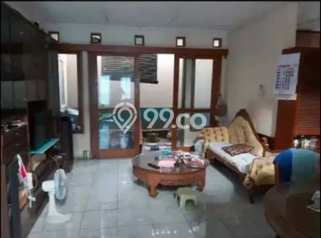 Jual Rumah Strategis Bagus Punya 3 KT di Ciputat Tangerang Selatan SHM Jual Rumah Strategis Bagus Punya 3 KT di Ciputat Tangerang Selatan SHM