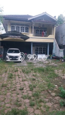 Rumah Elit Modern Tanpa Renovasi di Condet Jakarta Timur Rumah Elit Modern Tanpa Renovasi di Condet Jakarta Timur