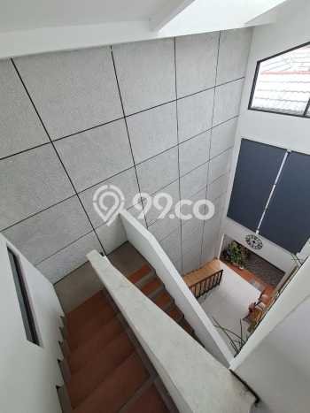 Dijual Hunian Rumah Terawat 3 KT di Meruya, Jakarta Barat Dijual Hunian Rumah Terawat 3 KT di Meruya, Jakarta Barat