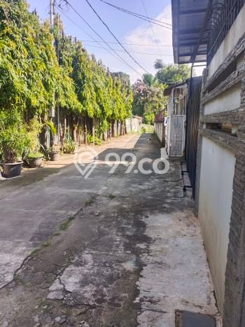 Rumah Lokasi Strategis di Kebon Jeruk, Jakarta Barat, Luas 81m² LB 160m² Rumah Lokasi Strategis di Kebon Jeruk, Jakarta Barat, Luas 81m² LB 160m²