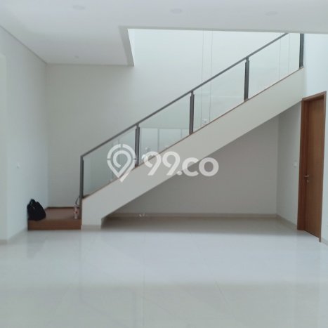 Rumah Harga Nego 4 Kamar Tidur di Kawasan Residential Batununggal, Bandung Rumah Harga Nego 4 Kamar Tidur di Kawasan Residential Batununggal, Bandung