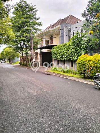 Hot Offer Hunian Premium Ideal dan Luas di Batununggal, Bandung Hot Offer Hunian Premium Ideal dan Luas di Batununggal, Bandung