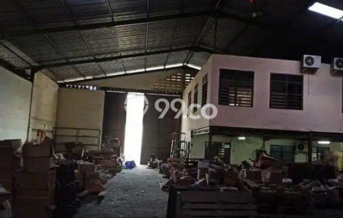 AREA TERSIBUK! Gudang di , Luas 1700m2m², Kawasan Bisnis AREA TERSIBUK! Gudang di , Luas 1700m2m², Kawasan Bisnis