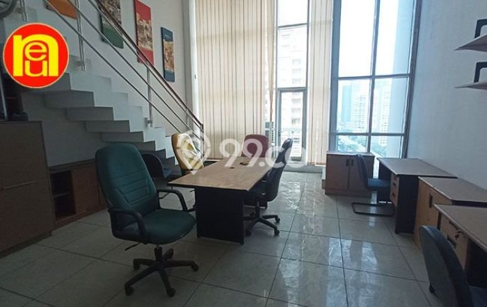 HOT DEAL! Apartemen di Tanah Abang, 1 KT, Luas 85m² HOT DEAL! Apartemen di Tanah Abang, 1 KT, Luas 85m²