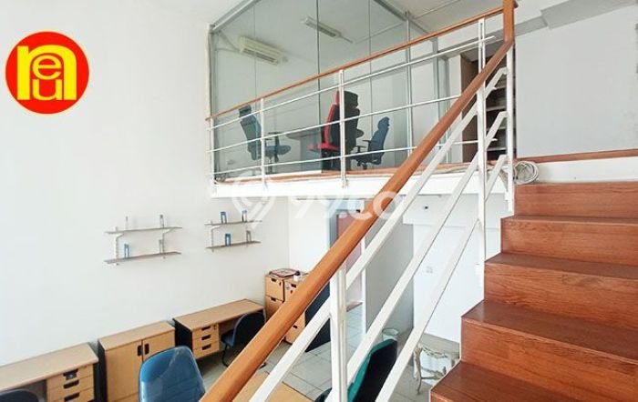 HOT DEAL! Apartemen di Tanah Abang, 1 KT, Luas 85m² HOT DEAL! Apartemen di Tanah Abang, 1 KT, Luas 85m²