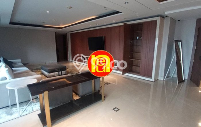 Hunian Strategis 330m2 di Sudirman Jakarta Selatan 3 KT Hunian Strategis 330m2 di Sudirman Jakarta Selatan 3 KT