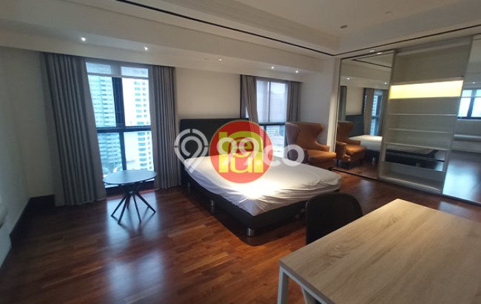 Hunian Strategis 330m2 di Sudirman Jakarta Selatan 3 KT Hunian Strategis 330m2 di Sudirman Jakarta Selatan 3 KT