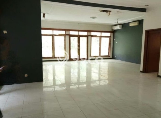 Rumah Luxury Modern Tanpa Renovasi di Kemang Jakarta Selatan Rumah Luxury Modern Tanpa Renovasi di Kemang Jakarta Selatan