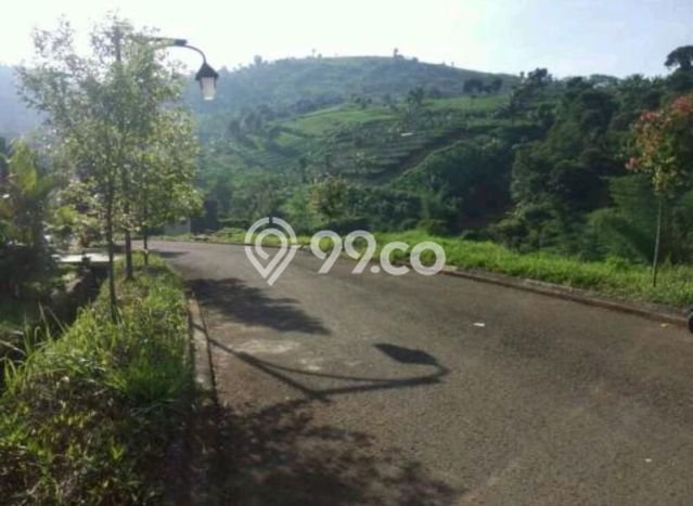 Kavling Tanah untuk Dijual di Setra Duta, Bandung, Luas 1250m2 Kavling Tanah untuk Dijual di Setra Duta, Bandung, Luas 1250m2