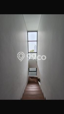 Rumah Elit Modern Tanpa Renovasi di Setra Duta Bandung Rumah Elit Modern Tanpa Renovasi di Setra Duta Bandung