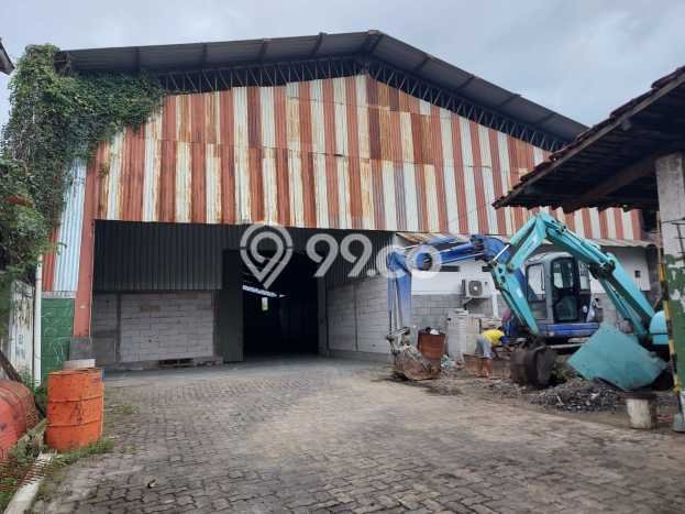 Unit Gudang Paling Strategis di Semarang Timur Semarang dengan LB 1600m2 Unit Gudang Paling Strategis di Semarang Timur Semarang dengan LB 1600m2