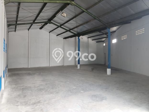 Gudang Disewa di Semarang dengan LB 271m2 Area Komersial Ramai Gudang Disewa di Semarang dengan LB 271m2 Area Komersial Ramai